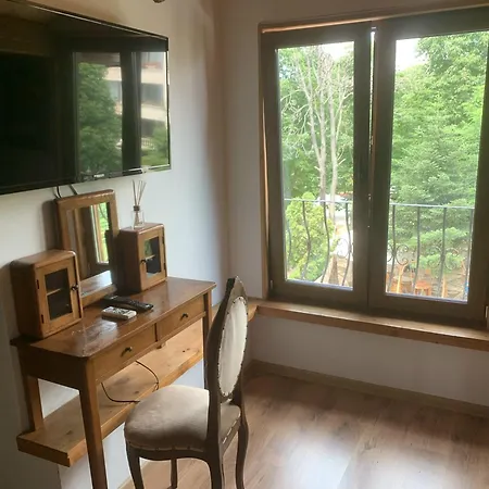 Maxim - Free Parking Pensión