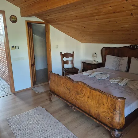 Maxim - Free Parking Varna