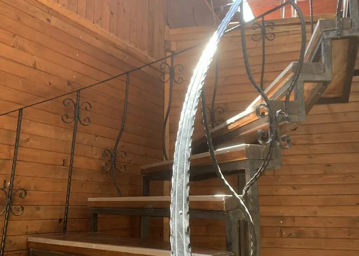 Maxim - Free Parking Guest house