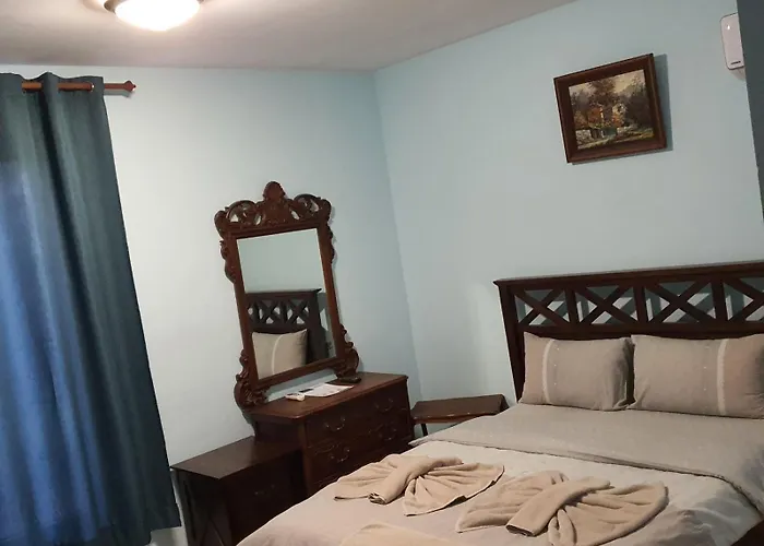 Maxim - Free Parking