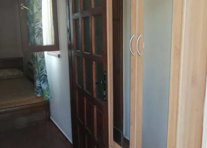 Maxim - Free Parking