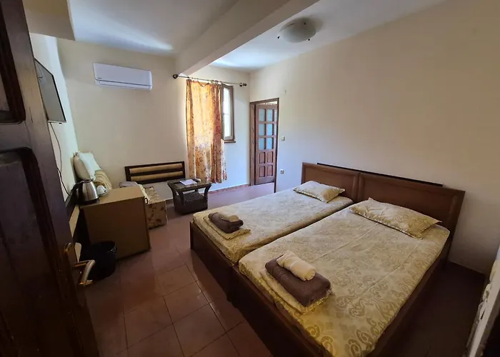 Maxim - Free Parking Varna