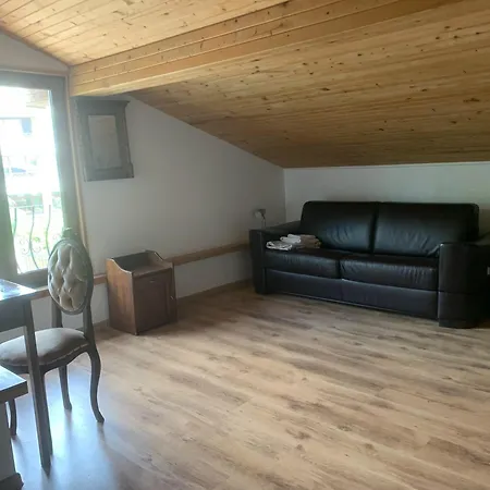 Guest house Maxim *