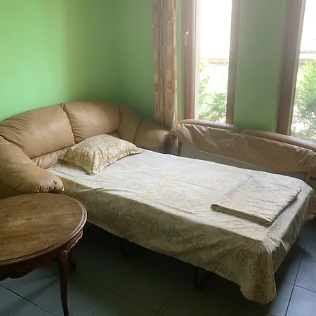 Maxim - Free Parking