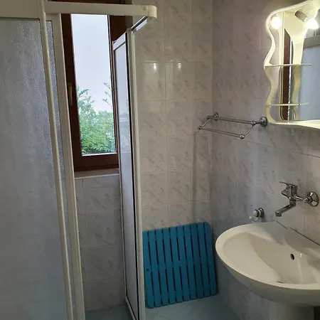 Maxim - Free Parking