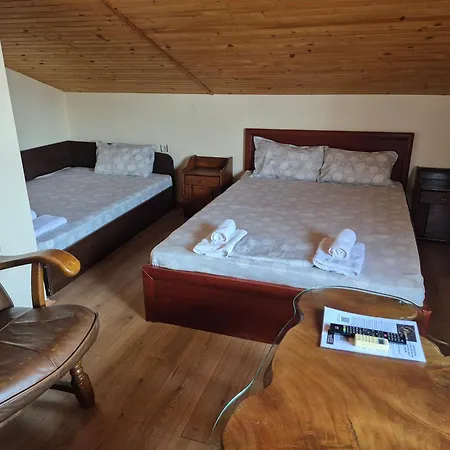 Penzion Maxim - Free Parking