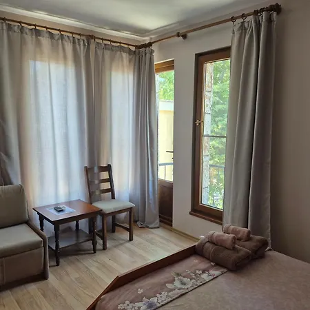 Maxim - Free Parking Penzion 3*