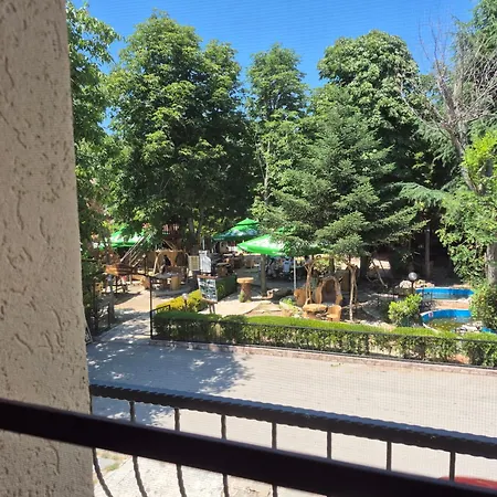 Maxim - Free Parking Penzion Varna