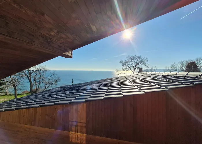 Maxim - Free Parking 3*