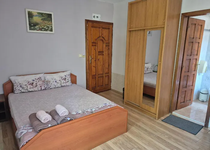 Гостевой дом Maxim - Free Parking 3*