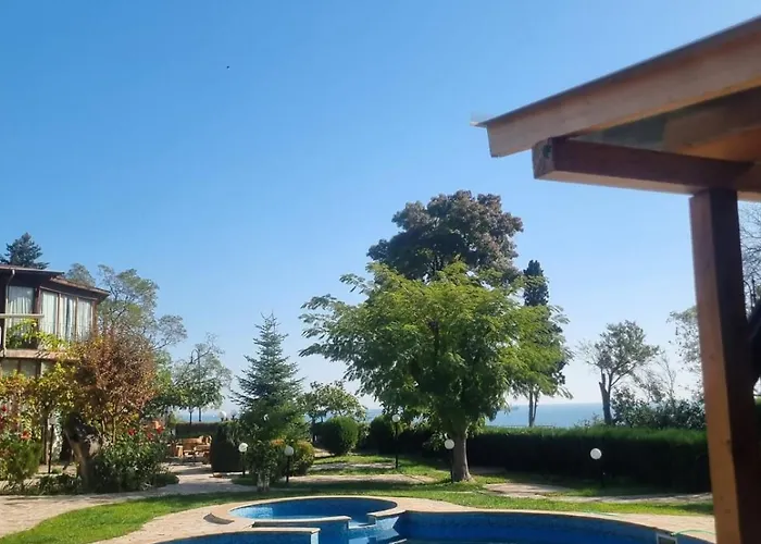 Maxim - Free Parking 3*